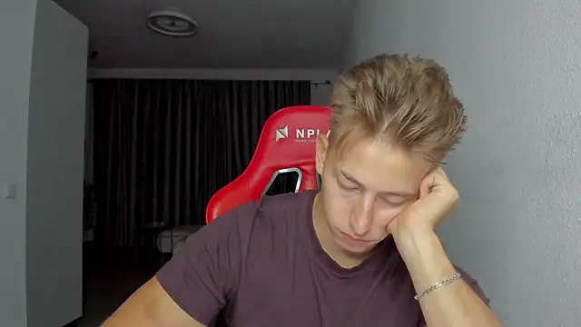 find0m master online show from 11/24/25, 11:37