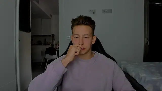 Snapshot of find0m_master chatting on 03/10/26, 03:50 find0m master online show from 03/10/26, 03:50