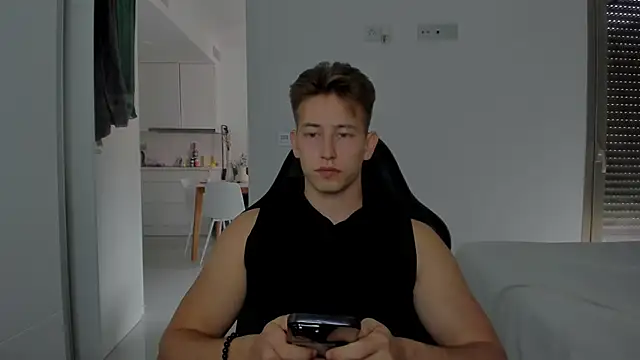 Snapshot of find0m_master chatting on 03/12/26, 03:18 find0m master online show from 03/12/26, 03:18