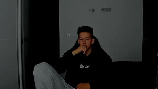 Snapshot of find0m_master chatting on 03/14/26, 10:04 find0m master online show from 03/14/26, 10:04