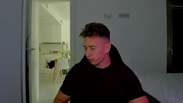 Snapshot of find0m_master chatting on 03/16/26, 03:05 find0m master online show from 03/16/26, 03:05