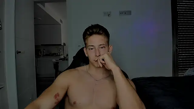 Snapshot of find0m_master chatting on 04/14/26, 04:13 find0m master online show from 04/14/26, 04:13