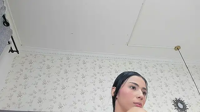 nicollandjhon online show from 10/24/25, 01:13