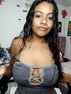 vannesitha25 online show from 12/22/25, 03:42