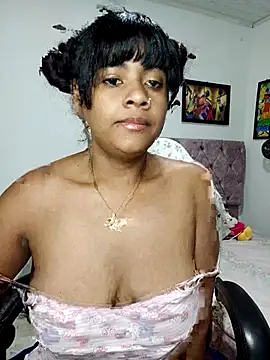 vannesitha25 online show from 01/09/26, 11:06