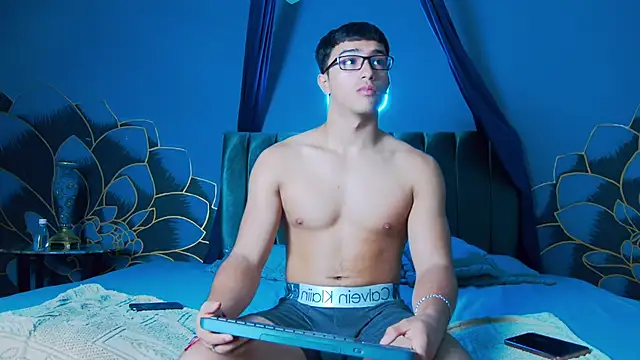 Stefano Calle online show from 11/08/25, 12:27