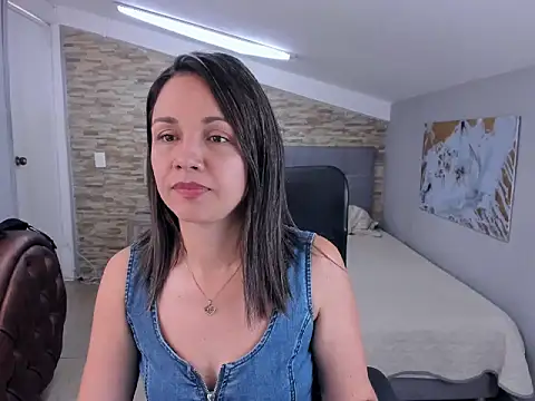 Tatis Corredor online show from 10/14/25, 01:45