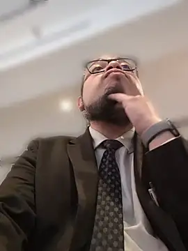 Snapshot of Lifewithcno chatting on 04/13/26, 02:11 Lifewithcno online show from 04/13/26, 02:11