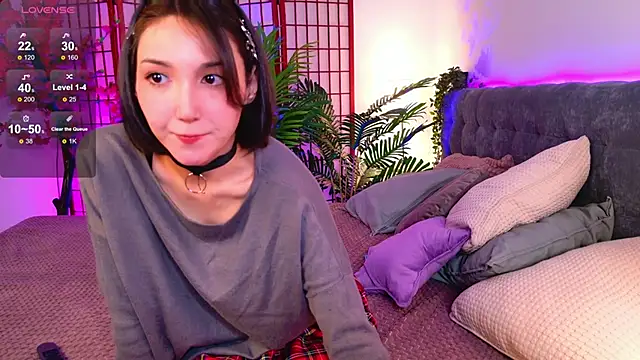 Snapshot of GentleMusee chatting on 11/10/25, 03:00 GentleMusee online show from 11/10/25, 03:00