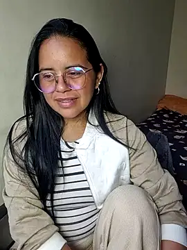 Miss  kendra  online show from 12/04/25, 01:20