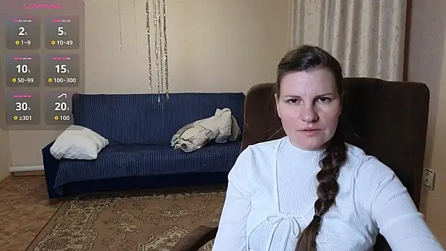 Snapshot of Mirabelle_Velvet chatting on 01/08/26, 04:37 Mirabelle Velvet online show from 01/08/26, 04:37