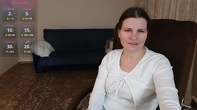 Snapshot of Mirabelle_Velvet chatting on 01/11/26, 04:50 Mirabelle Velvet online show from 01/11/26, 04:50