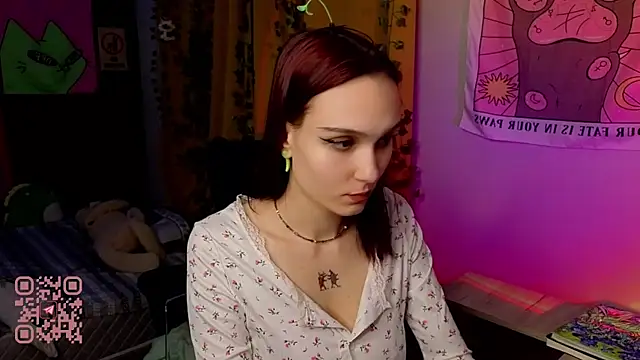 Snapshot of Aurisinst chatting on 11/16/25, 05:51 Aurisinst online show from 11/16/25, 05:51