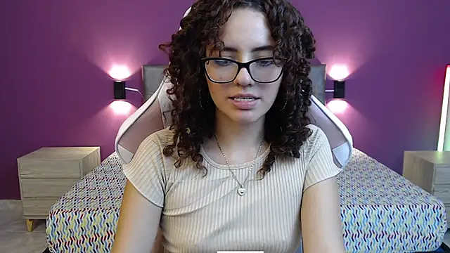 Snapshot of Dulcee_Gaby chatting on 03/20/26, 11:37 Dulcee Gaby online show from 03/20/26, 11:37