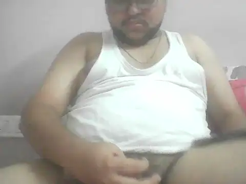 Snapshot of hotboy78624 chatting on 07/13/26, 01:03 hotboy78624 online show from 07/13/26, 01:03