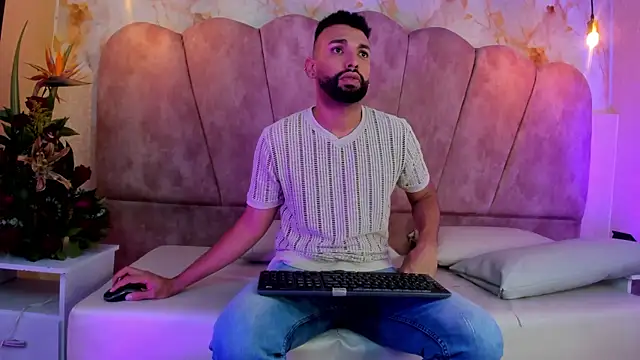 onlymen2025 online show from 10/08/25, 01:31