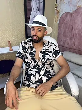 onlymen2025 online show from 10/11/25, 12:04