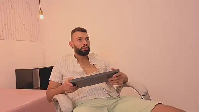 onlymen2025 online show from 11/20/25, 07:35