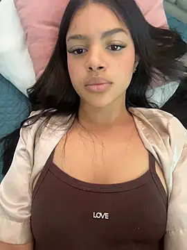 MeganHillss online show from 04/17/26, 06:22