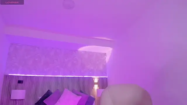 Snapshot of Tathy_miller chatting on 11/19/25, 03:17 Tathy miller online show from 11/19/25, 03:17