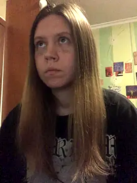 LunaVirelle online show from 11/05/25, 03:45