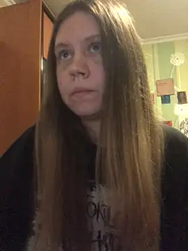 Snapshot of LunaVirelle chatting on 04/03/26, 06:28 LunaVirelle online show from 04/03/26, 06:28