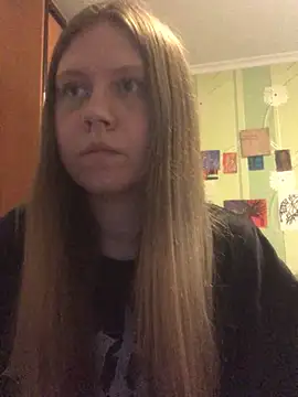 Snapshot of LunaVirelle chatting on 04/20/26, 03:48 LunaVirelle online show from 04/20/26, 03:48