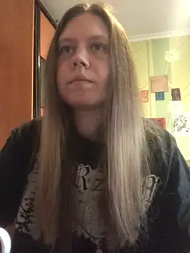 Snapshot of LunaVirelle chatting on 04/27/26, 04:38 LunaVirelle online show from 04/27/26, 04:38