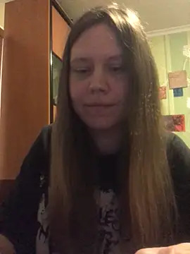 Snapshot of LunaVirelle chatting on 05/05/26, 07:55 LunaVirelle online show from 05/05/26, 07:55