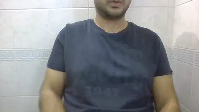 Snapshot of sci69 chatting on 10/13/25, 04:29 sci69 online show from 10/13/25, 04:29