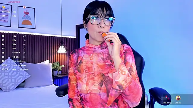 evelyn samantha online show from 11/09/25, 01:37