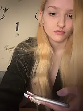 Snapshot of lexuslover687 chatting on 03/09/26, 05:55 lexuslover687 online show from 03/09/26, 05:55