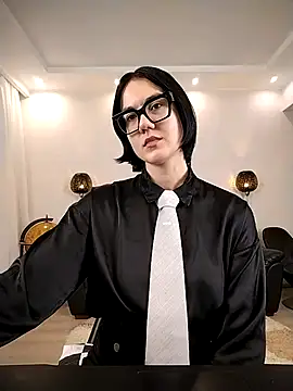 Snapshot of Marie_Fitch chatting on 11/13/25, 03:38 Marie Fitch online show from 11/13/25, 03:38