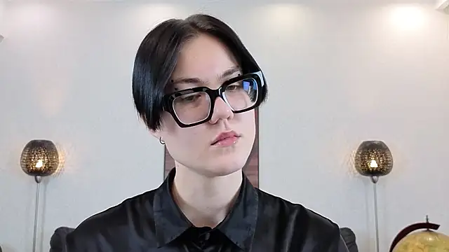 Snapshot of Marie_Fitch chatting on 03/06/26, 06:10 Marie Fitch online show from 03/06/26, 06:10