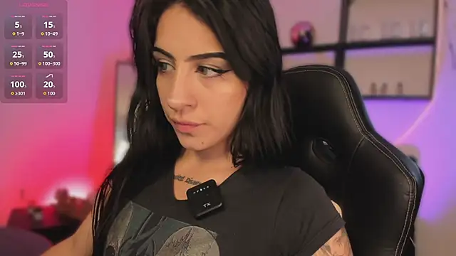 Snapshot of miiaa_stone chatting on 04/02/26, 01:31 miiaa stone online show from 04/02/26, 01:31