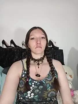 Snapshot of Lucy_colee chatting on 03/07/26, 04:15 Lucy colee online show from 03/07/26, 04:15