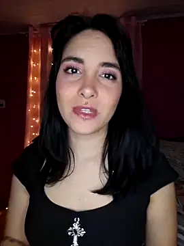 JulieGoth online show from 10/26/25, 09:42