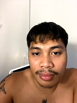 LuisitoJuancho55 online show from 12/05/25, 01:14