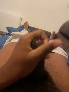 Snapshot of j_ratid chatting on 10/18/25, 02:58 j ratid online show from 10/18/25, 02:58