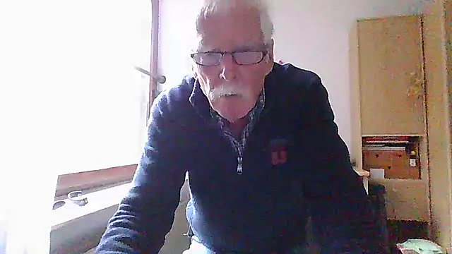 super-snoopy online show from 10/26/25, 09:26