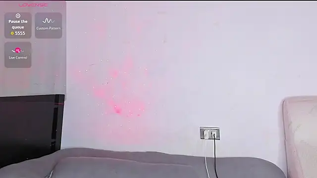 Nyxaraa online show from 11/14/25, 08:29