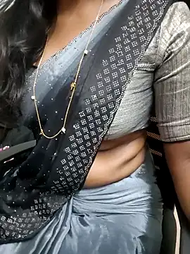 Snapshot of Tamilmallu-duskygirl03 chatting on 05/29/26, 06:22 Tamilmallu-duskygirl03 online show from 05/29/26, 06:22