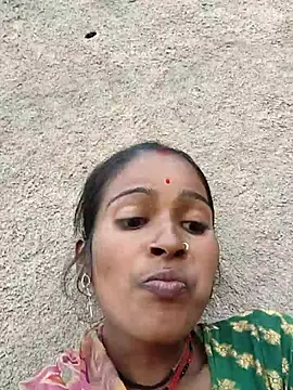 Snapshot of Co_punam chatting on 02/16/26, 11:06 Co punam online show from 02/16/26, 11:06