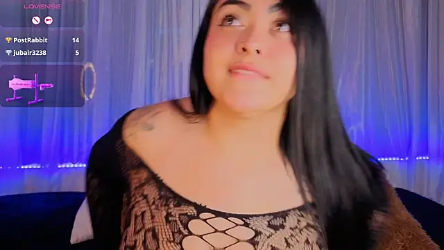 Snapshot of Victoria_Jonhss chatting on 04/08/26, 12:10 Victoria Jonhss online show from 04/08/26, 12:10