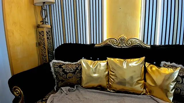 AlenaRios online show from 11/01/25, 08:16