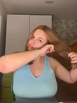 Snapshot of Passion-Blondy chatting on 02/09/25, 08:34 Passion-Blondy online show from 02/09/25, 08:34