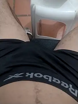 Snapshot of Picamacia20 chatting on 11/23/25, 04:23 Picamacia20 online show from 11/23/25, 04:23