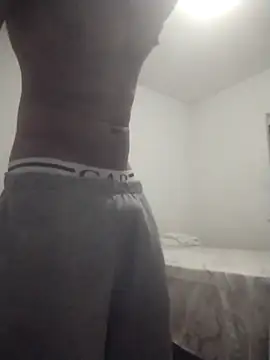 Snapshot of Picamacia20 chatting on 02/07/26, 06:50 Picamacia20 online show from 02/07/26, 06:50