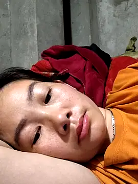 gio-thu online show from 03/18/26, 01:09