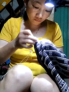 Snapshot of gio-thu chatting on 06/16/26, 12:52 gio-thu online show from 06/16/26, 12:52